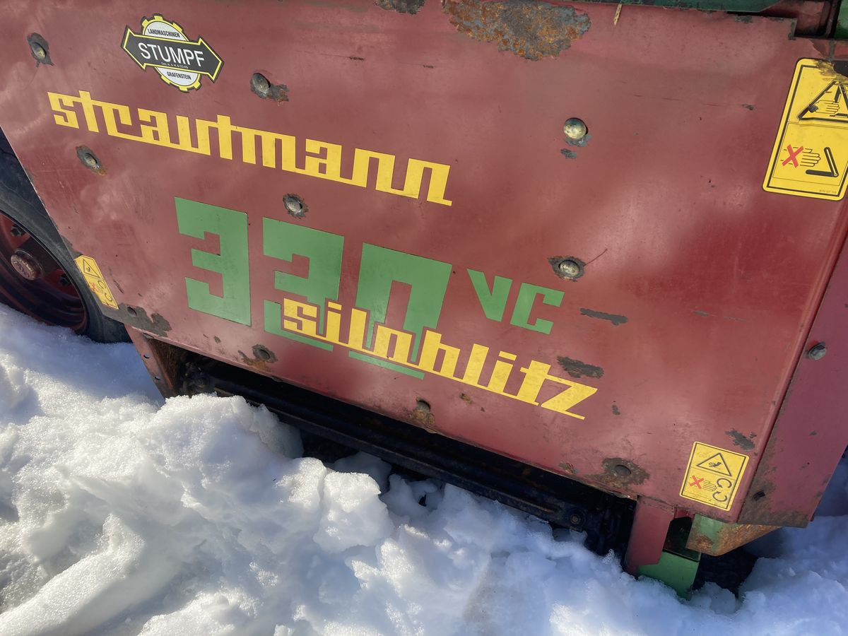Strautmann Siloblitz 330 VC - Zařízení pro chov skotu: obrázek 2 Strautmann Siloblitz 330 VC - Zařízení pro chov skotu: obrázek 2