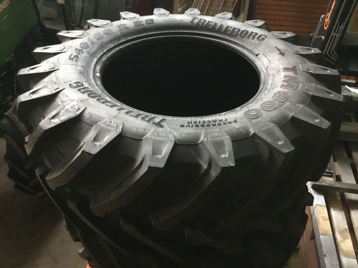 Trelleborg - Kompletní kolo pro Traktor: obrázek 1 Trelleborg - Kompletní kolo pro Traktor: obrázek 1