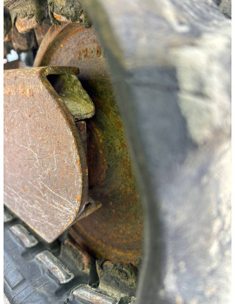 Kubota U 10-3 G leasing Kubota U 10-3 G: obrázek 18 Kubota U 10-3 G leasing Kubota U 10-3 G: obrázek 18