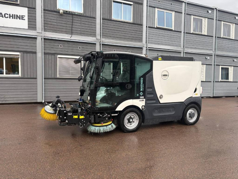 Mathieu MS-210 Azura Flex Street Sweeper - Zametací vůz: obrázek 1 Mathieu MS-210 Azura Flex Street Sweeper - Zametací vůz: obrázek 1