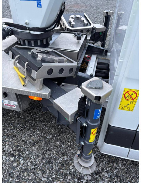 Autoplošina Mercedes-Benz Dino 230VTH: obrázek 19 Autoplošina Mercedes-Benz Dino 230VTH: obrázek 19