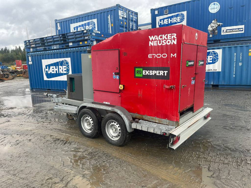WACKER NEUSON E 700 M - Stavební technika: obrázek 4 WACKER NEUSON E 700 M - Stavební technika: obrázek 4