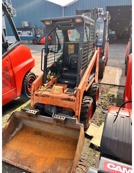 Bobcat S70 - Smykový nakladač: obrázek 1 Bobcat S70 - Smykový nakladač: obrázek 1