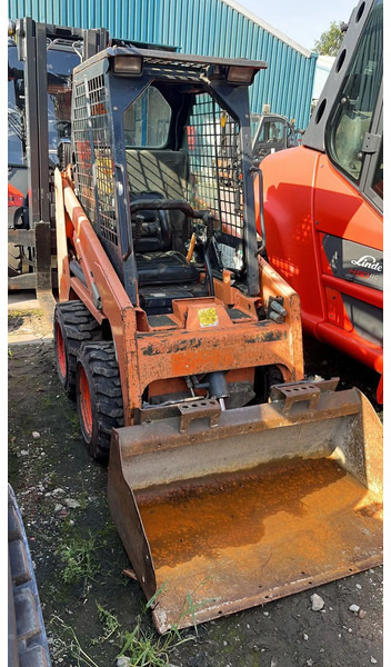 Bobcat S70 - Smykový nakladač: obrázek 2 Bobcat S70 - Smykový nakladač: obrázek 2