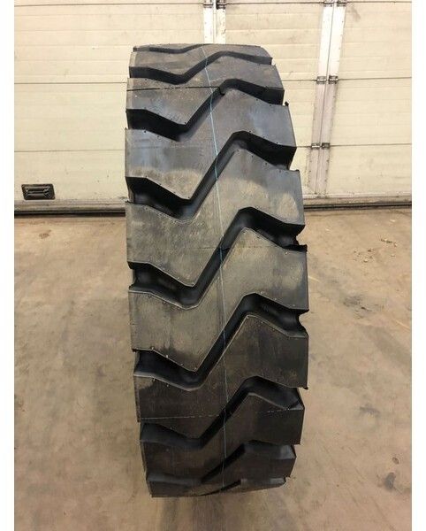 Bridgestone 14.00 R24 - Pneumatiky: obrázek 3 Bridgestone 14.00 R24 - Pneumatiky: obrázek 3