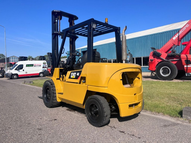 Caterpillar DP40K2 - Dieselový vysokozdvižný vozík: obrázek 5 Caterpillar DP40K2 - Dieselový vysokozdvižný vozík: obrázek 5