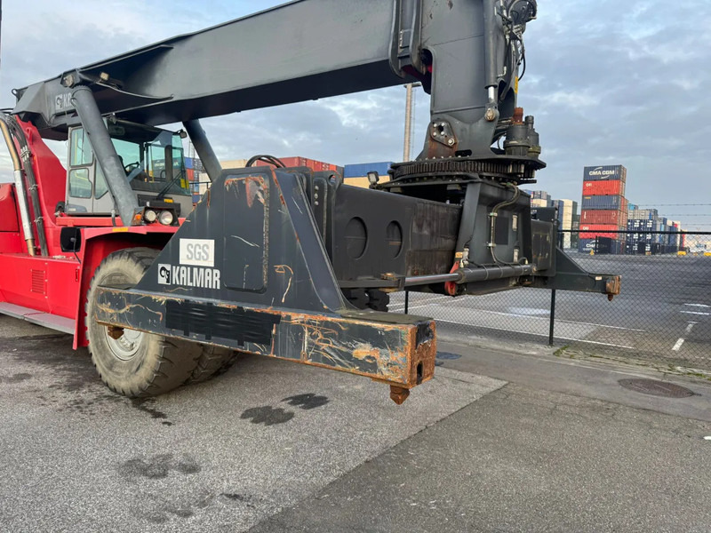 Kalmar DRF450-65S5 - Reach stacker: obrázek 5 Kalmar DRF450-65S5 - Reach stacker: obrázek 5