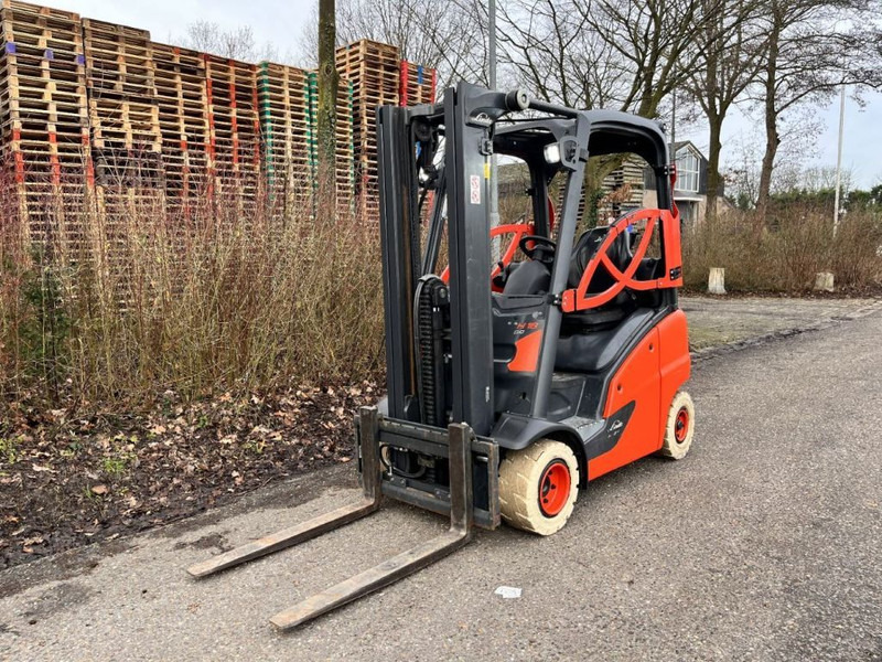 Linde H18T-01 - Plynový vysokozdvižný vozík: obrázek 4 Linde H18T-01 - Plynový vysokozdvižný vozík: obrázek 4