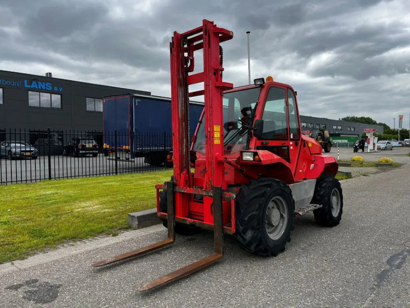 Manitou M30-4 4X4 - Vysokozdvižný vozík terénní: obrázek 5 Manitou M30-4 4X4 - Vysokozdvižný vozík terénní: obrázek 5