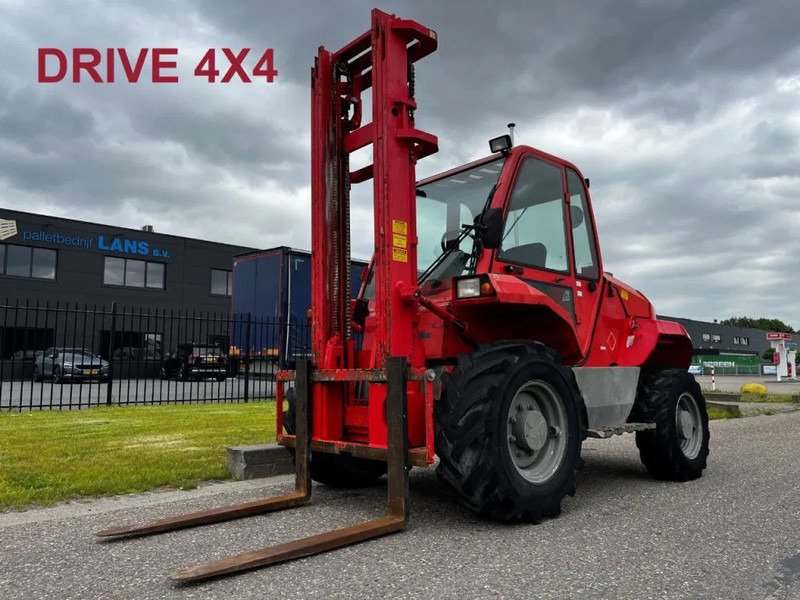 Manitou M30-4 4X4 - Vysokozdvižný vozík terénní: obrázek 1 Manitou M30-4 4X4 - Vysokozdvižný vozík terénní: obrázek 1