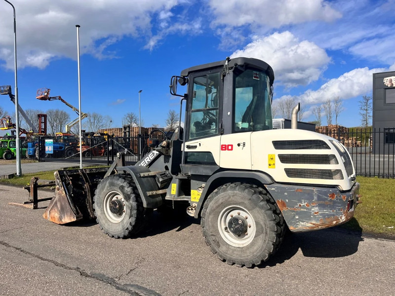 Terex TL80 - Kolový nakladač: obrázek 4 Terex TL80 - Kolový nakladač: obrázek 4