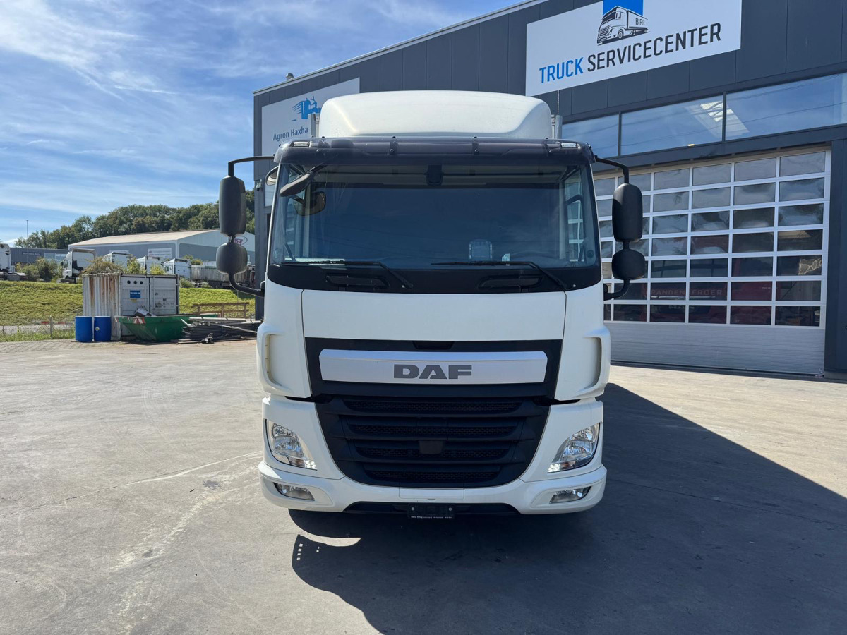 DAF CF370 6x2 Retarder Carrier 850 - Chladírenský nákladní automobil: obrázek 2 DAF CF370 6x2 Retarder Carrier 850 - Chladírenský nákladní automobil: obrázek 2