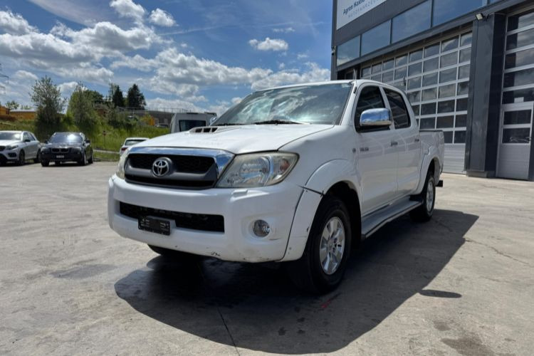 Toyota Hilux 3.0D 4WD - Dodávka: obrázek 1 Toyota Hilux 3.0D 4WD - Dodávka: obrázek 1