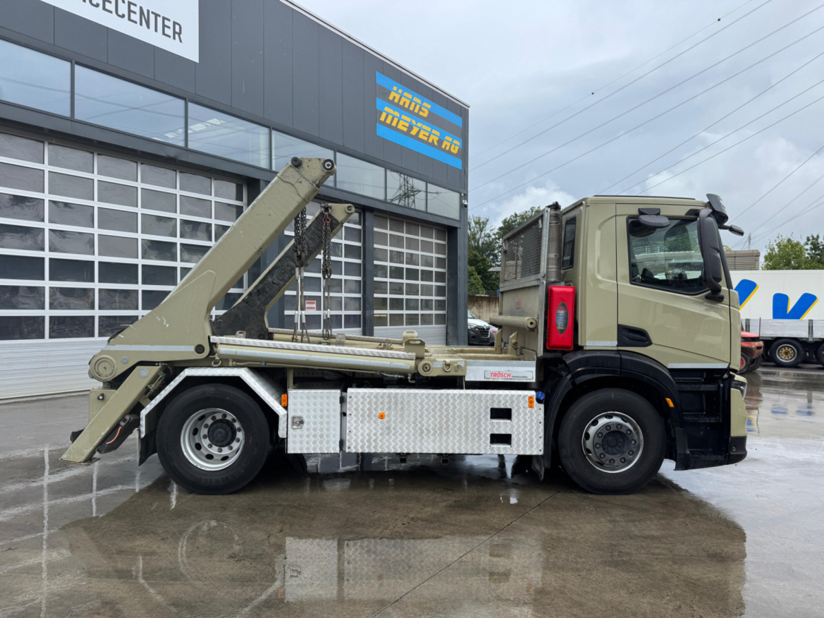 IVECO S Way 420 4x2 Trösch - Ramenový nosič kontajnerov: obrázek 4 IVECO S Way 420 4x2 Trösch - Ramenový nosič kontajnerov: obrázek 4