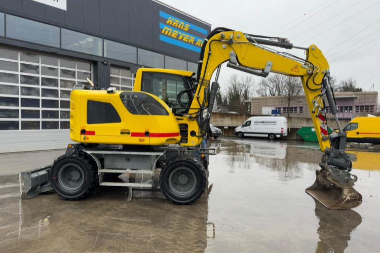Liebherr 910 Compact Litronic Powertilt - Kolesové rýpadlo: obrázek 3 Liebherr 910 Compact Litronic Powertilt - Kolesové rýpadlo: obrázek 3