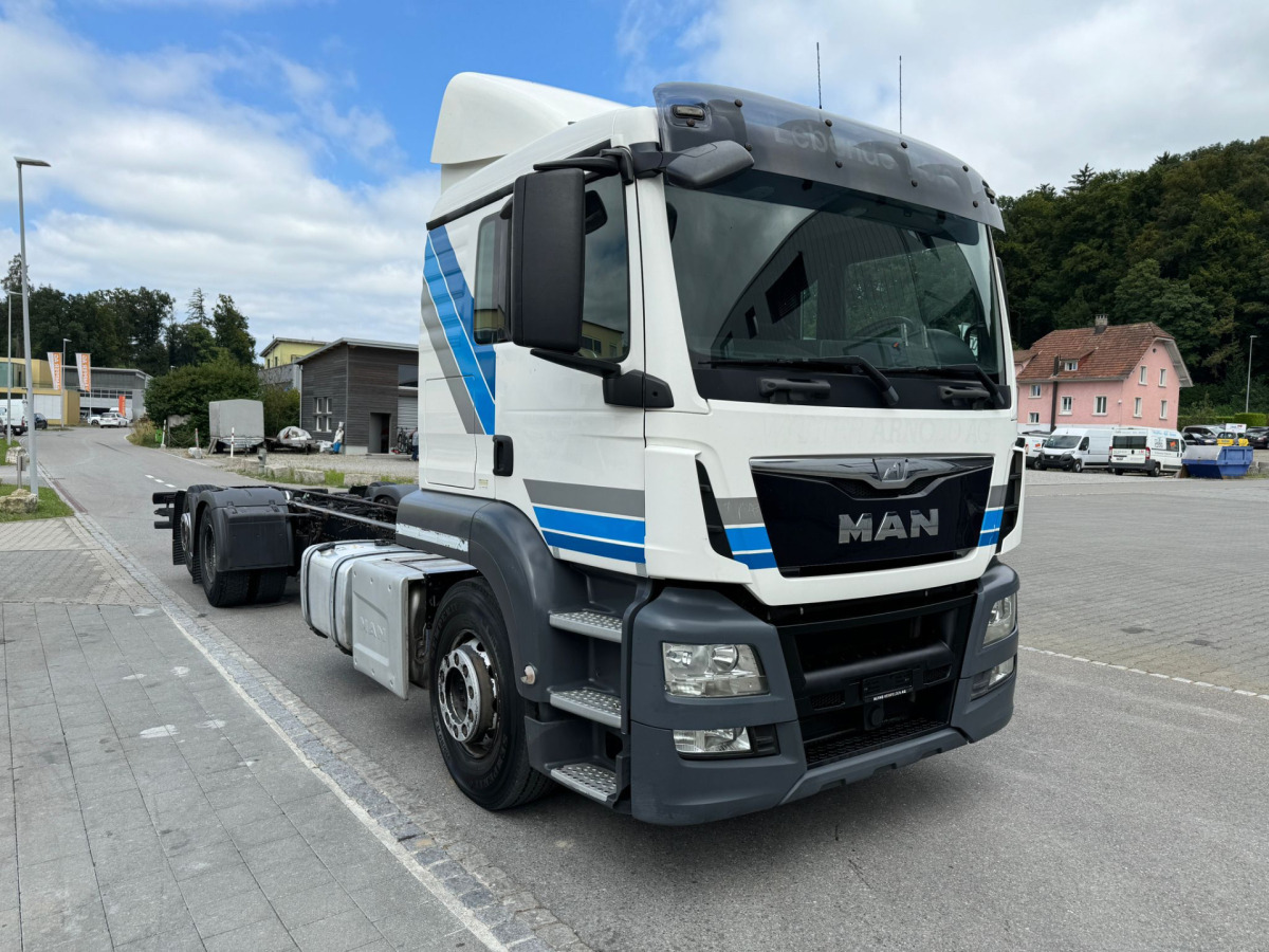 MAN TGS 26.440 6x2 Chassis - Podvozek s kabinou: obrázek 3 MAN TGS 26.440 6x2 Chassis - Podvozek s kabinou: obrázek 3