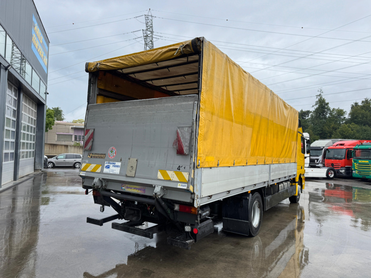 MERCEDES Actros 1835 4x2 - Plachtový nákladní auto: obrázek 5 MERCEDES Actros 1835 4x2 - Plachtový nákladní auto: obrázek 5