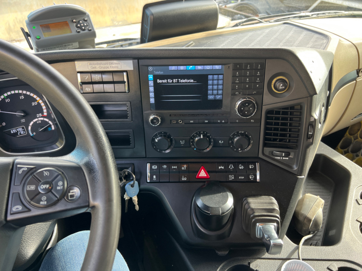 Podvozek s kabinou MERCEDES Actros 2543 6x2: obrázek 14