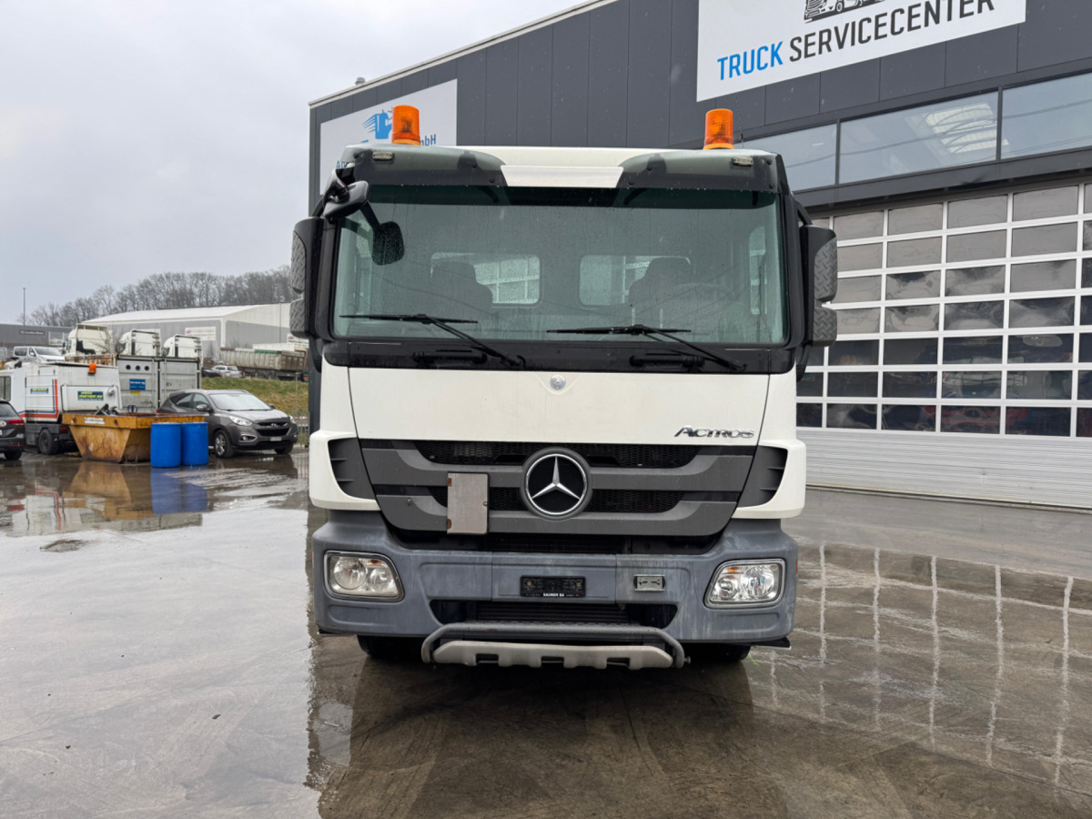 MERCEDES Actros 2644 6x4 Hiab - Hákový nosič kontejnerů: obrázek 4 MERCEDES Actros 2644 6x4 Hiab - Hákový nosič kontejnerů: obrázek 4