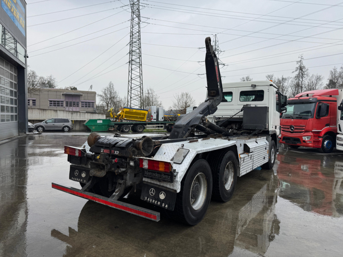 MERCEDES Actros 2644 6x4 Hiab - Hákový nosič kontejnerů: obrázek 5 MERCEDES Actros 2644 6x4 Hiab - Hákový nosič kontejnerů: obrázek 5