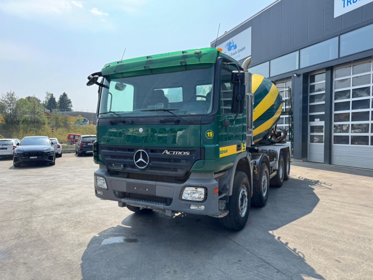 MERCEDES Actros 3244 8x4 Liebherr 9m3 - Autodomíchávač: obrázek 1 MERCEDES Actros 3244 8x4 Liebherr 9m3 - Autodomíchávač: obrázek 1