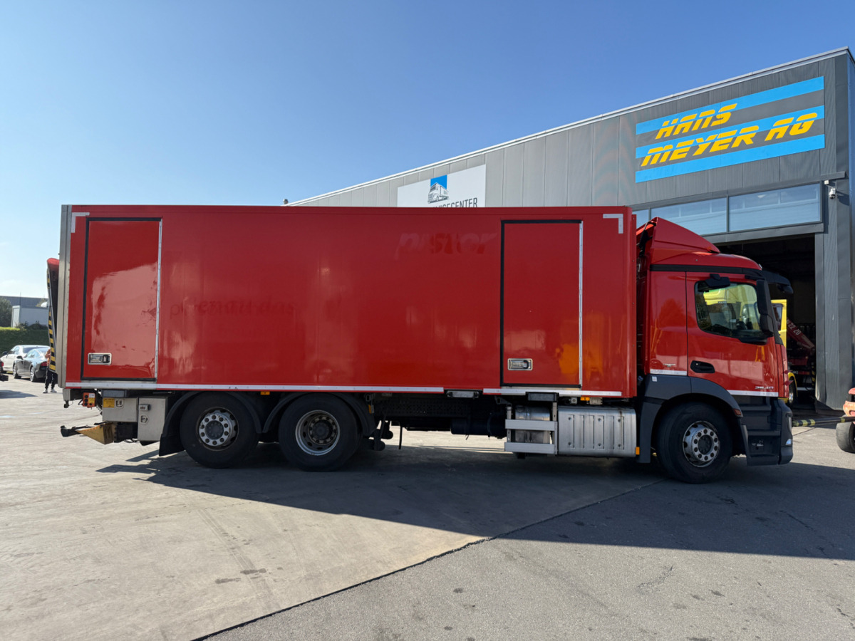 MERCEDES Antos 2540 6x2 (Engine defect) - Skříňový nákladní auto: obrázek 4 MERCEDES Antos 2540 6x2 (Engine defect) - Skříňový nákladní auto: obrázek 4