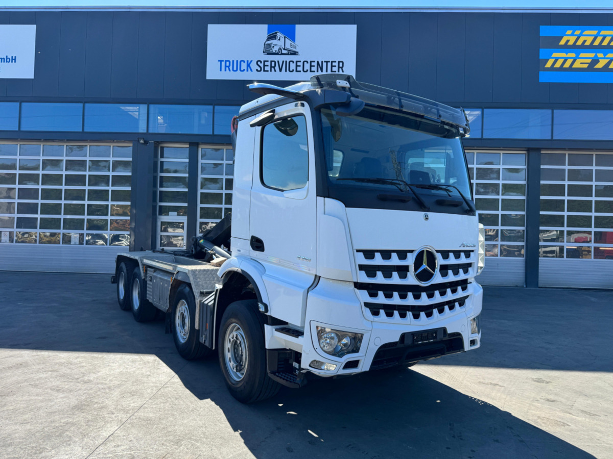 MERCEDES Arocs 3251 8x4 - Hákový nosič kontejnerů: obrázek 3 MERCEDES Arocs 3251 8x4 - Hákový nosič kontejnerů: obrázek 3