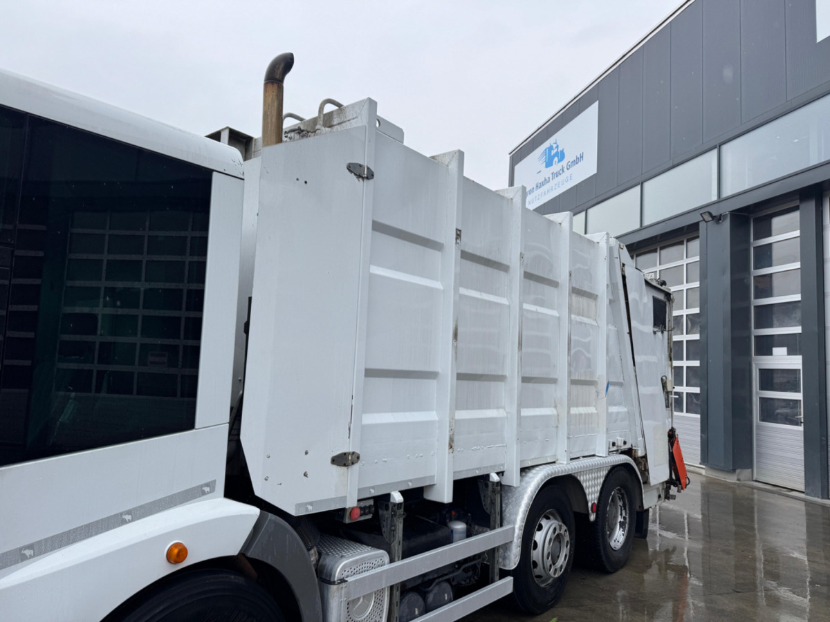 Vůz na odvoz odpadků MERCEDES Econic 2628 Stummer: obrázek 9