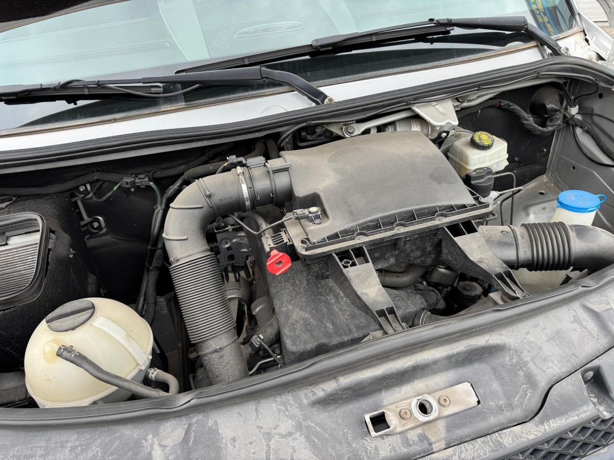 Furgon MERCEDES Sprinter 316CDI 4x4: obrázek 15