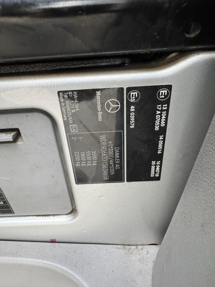 Furgon MERCEDES Sprinter 316CDI 4x4: obrázek 17