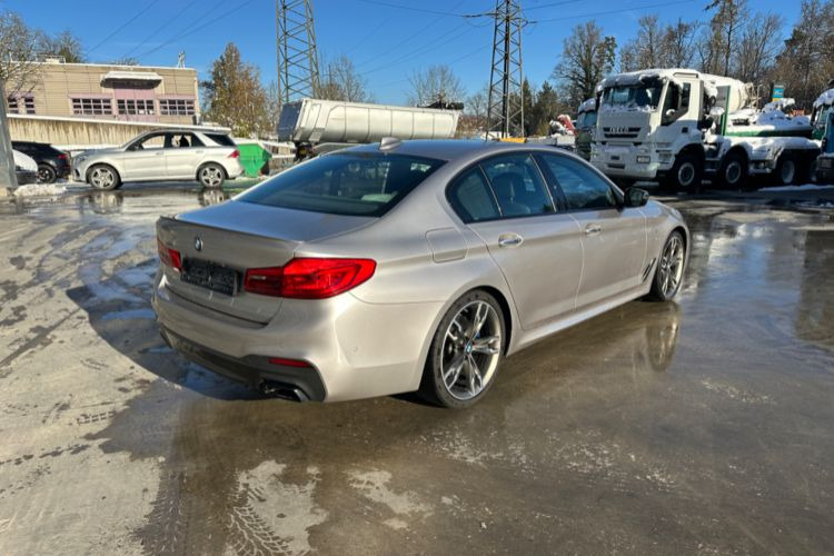 Marke | BMW M550D xDrive - Osobní auto: obrázek 5 Marke | BMW M550D xDrive - Osobní auto: obrázek 5