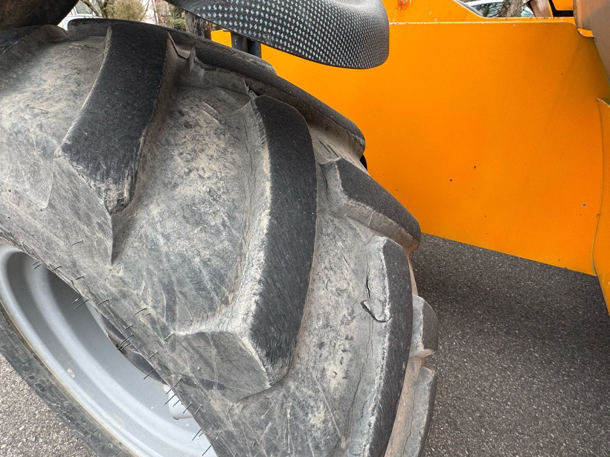 TEREX GTH 4013 - Teleskopický manipulátor: obrázek 5 TEREX GTH 4013 - Teleskopický manipulátor: obrázek 5