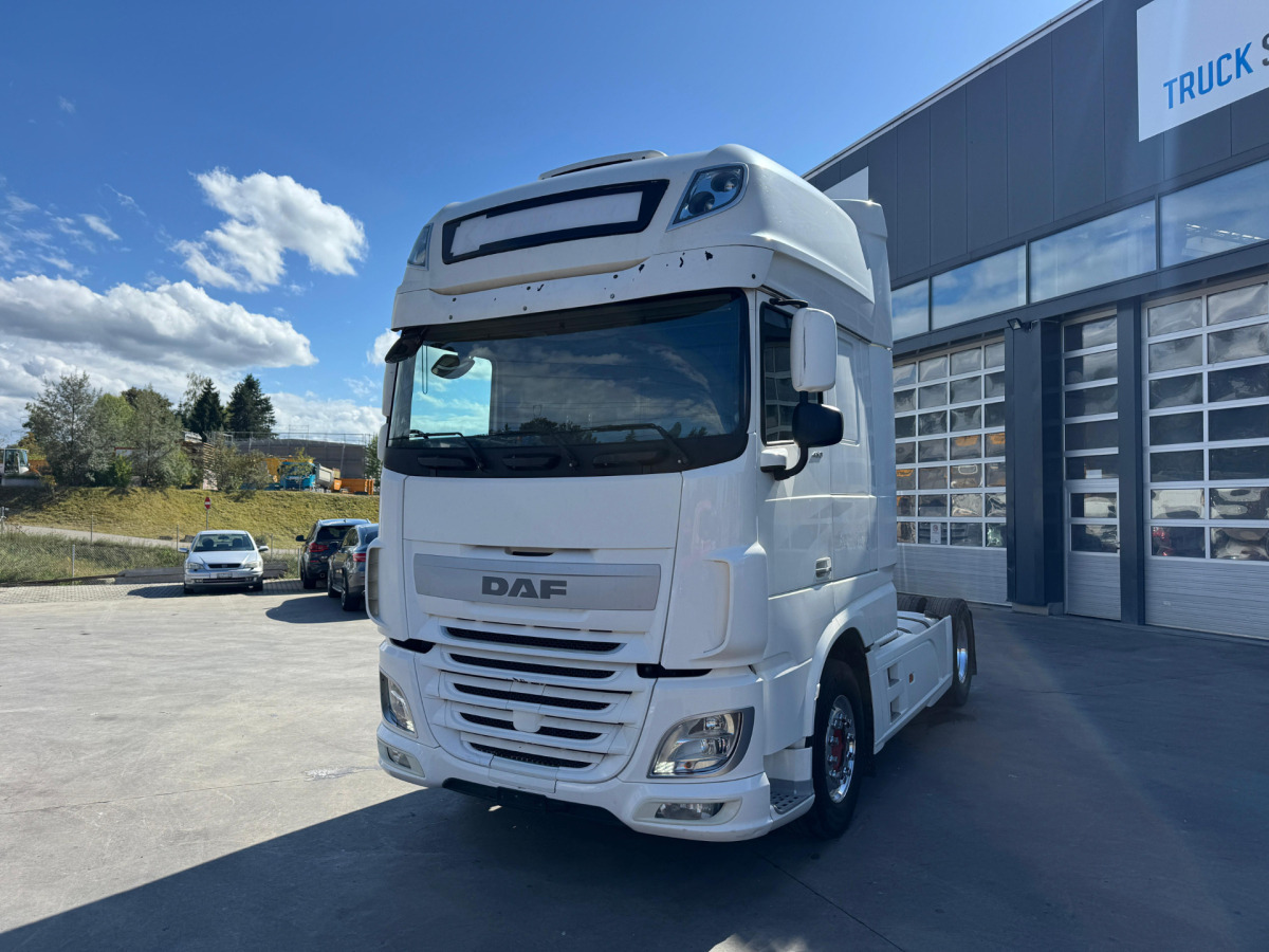 DAF XF460 4x2 - Tahač: obrázek 1 DAF XF460 4x2 - Tahač: obrázek 1
