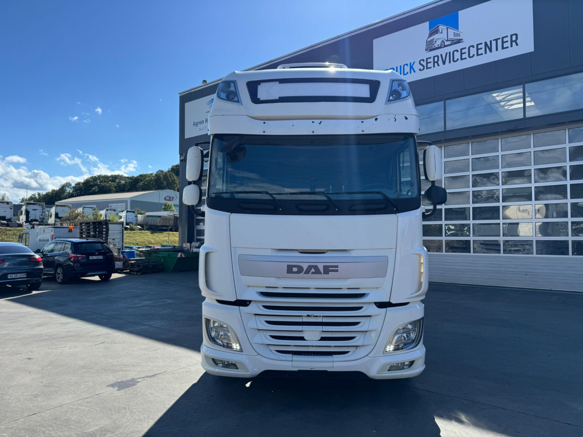 DAF XF460 4x2 - Tahač: obrázek 2 DAF XF460 4x2 - Tahač: obrázek 2