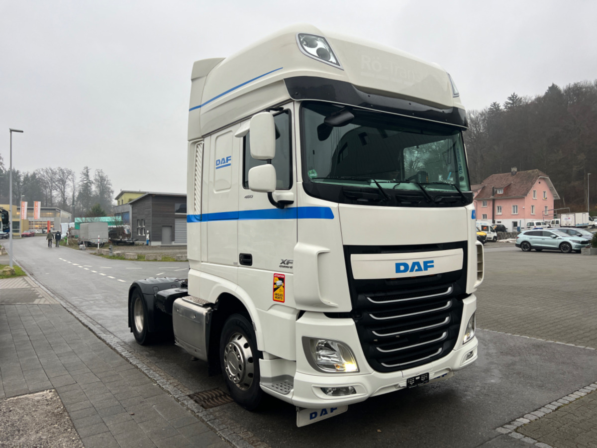 DAF XF460 SUPERSPACE - Tahač: obrázek 3 DAF XF460 SUPERSPACE - Tahač: obrázek 3