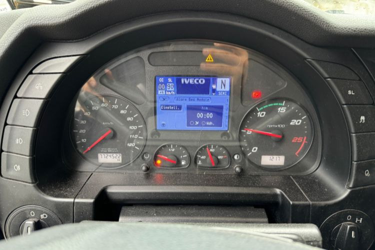 Tahač Iveco Stralis 420 Mega: obrázek 13