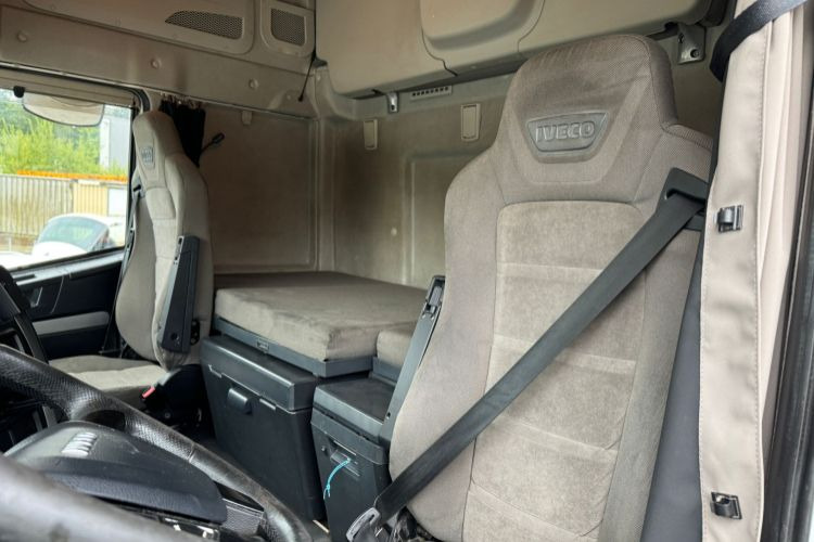 Tahač Iveco Stralis 420 Mega: obrázek 9