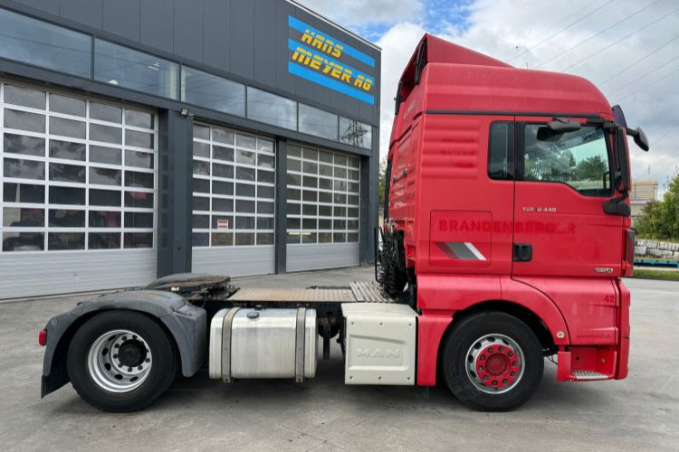 MAN TGX 18.440 XL C1452 - Tahač: obrázek 4 MAN TGX 18.440 XL C1452 - Tahač: obrázek 4
