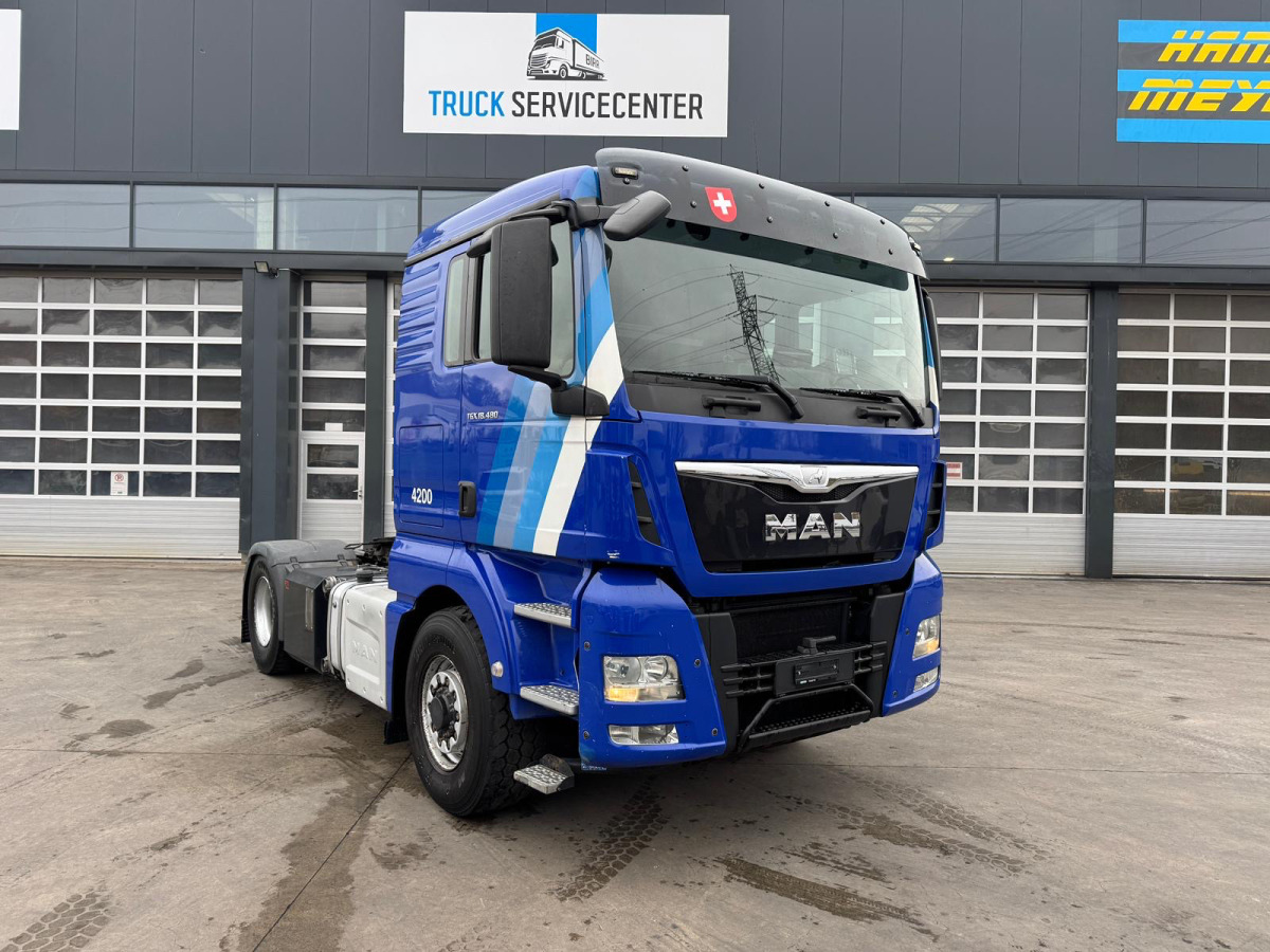 MAN TGX 18.480 4x4H Hydraulik&Kompressor - Tahač: obrázek 3 MAN TGX 18.480 4x4H Hydraulik&Kompressor - Tahač: obrázek 3