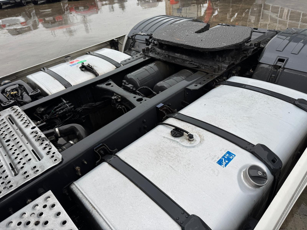 Tahač SCANIA R450 4x2 1000L Tanks No EGR: obrázek 9 Tahač SCANIA R450 4x2 1000L Tanks No EGR: obrázek 9