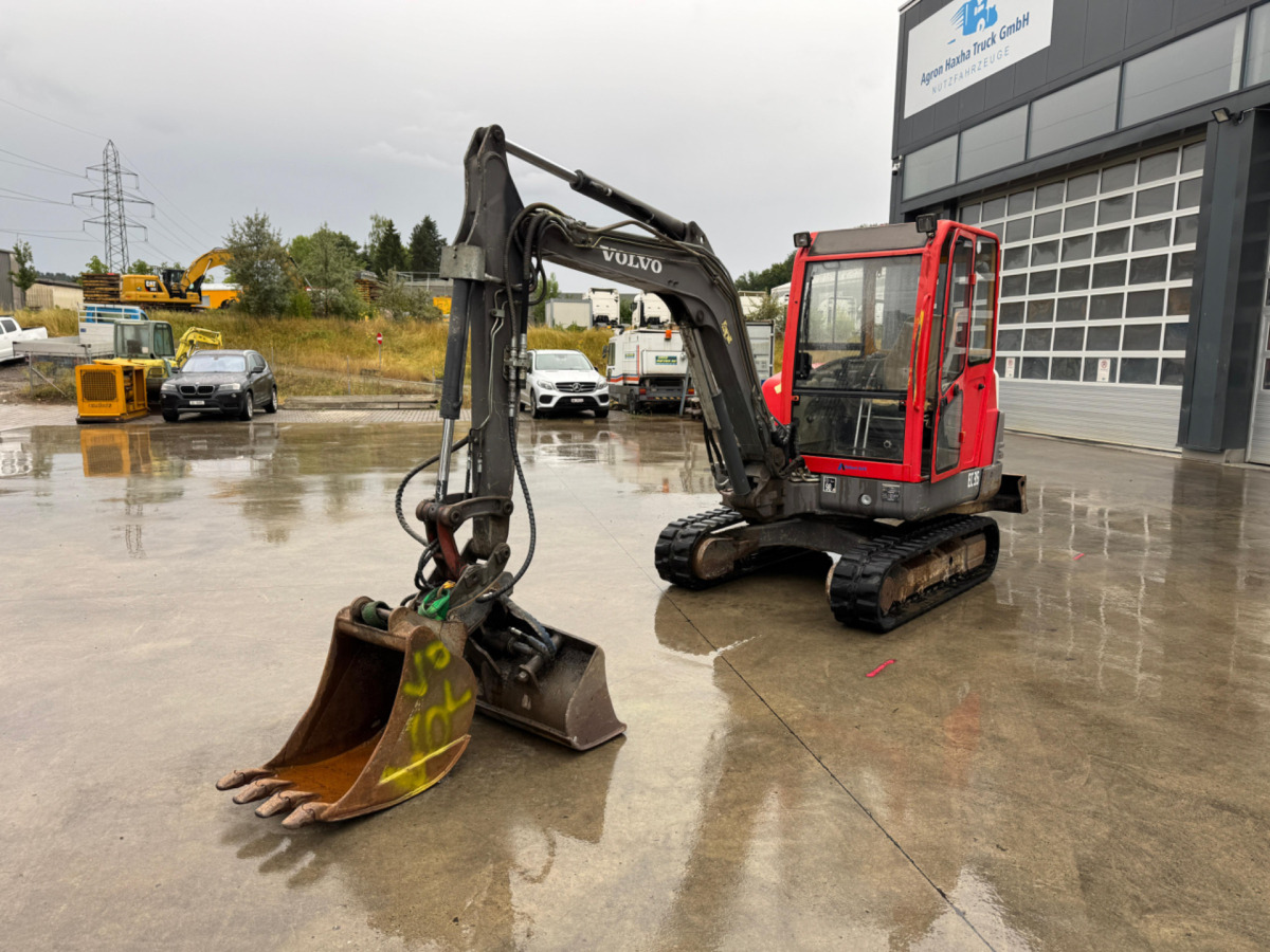 VOLVO EC35 - Pásové rýpadlo: obrázek 1 VOLVO EC35 - Pásové rýpadlo: obrázek 1