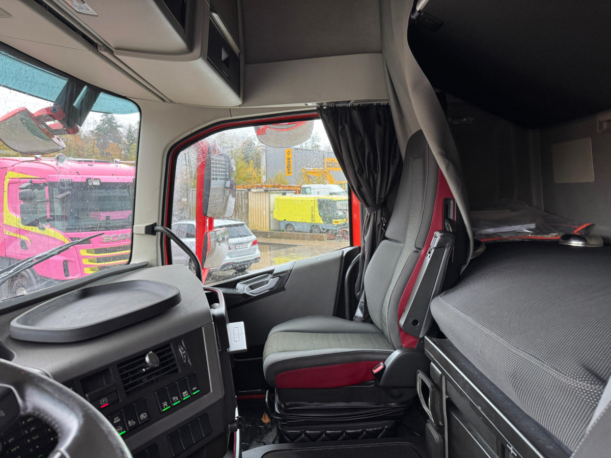 Plachtový nákladní auto VOLVO FH-500 4x2 3-Meter Innenhöhe: obrázek 15 Plachtový nákladní auto VOLVO FH-500 4x2 3-Meter Innenhöhe: obrázek 15