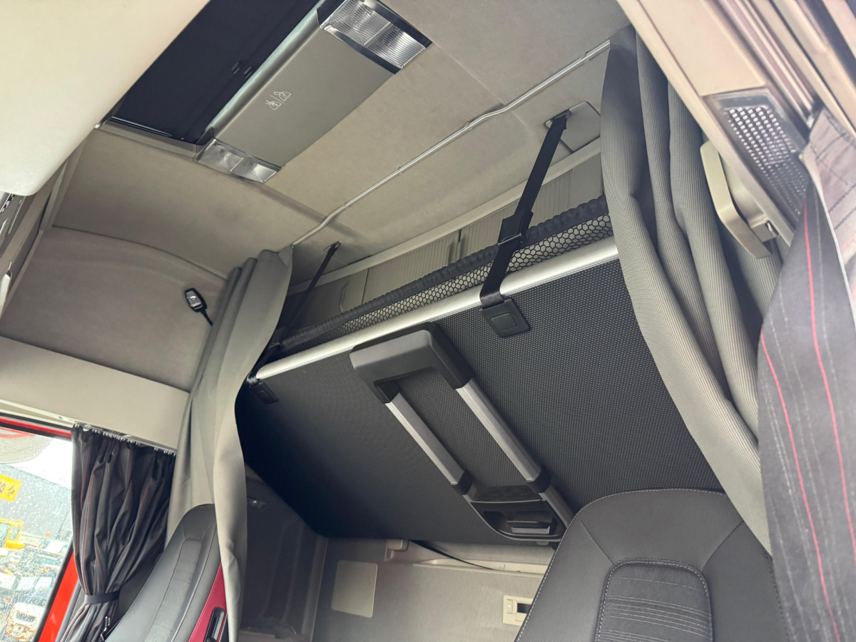 Plachtový nákladní auto VOLVO FH-500 4x2 3-Meter Innenhöhe: obrázek 14 Plachtový nákladní auto VOLVO FH-500 4x2 3-Meter Innenhöhe: obrázek 14