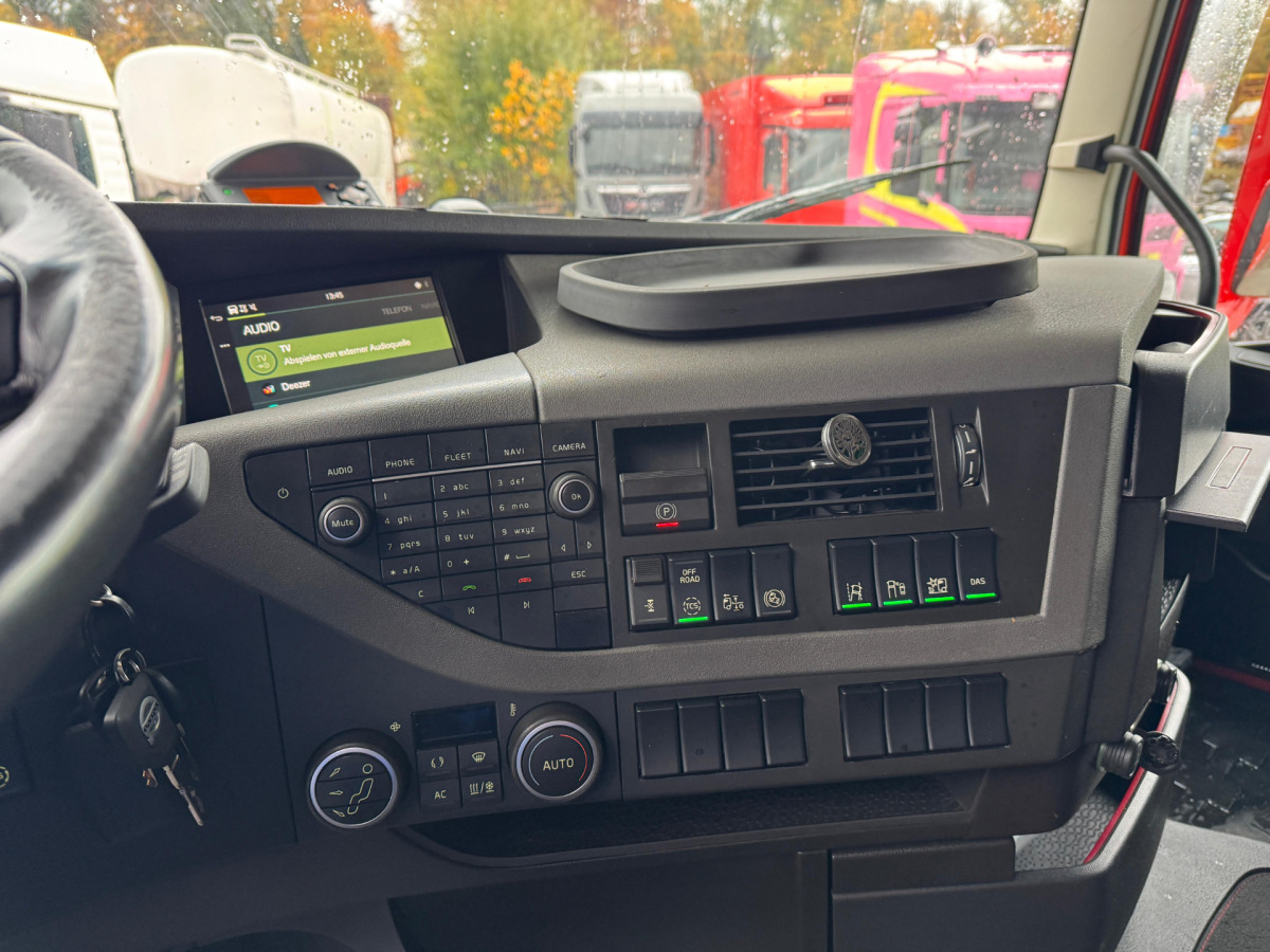 Plachtový nákladní auto VOLVO FH-500 4x2 3-Meter Innenhöhe: obrázek 16 Plachtový nákladní auto VOLVO FH-500 4x2 3-Meter Innenhöhe: obrázek 16