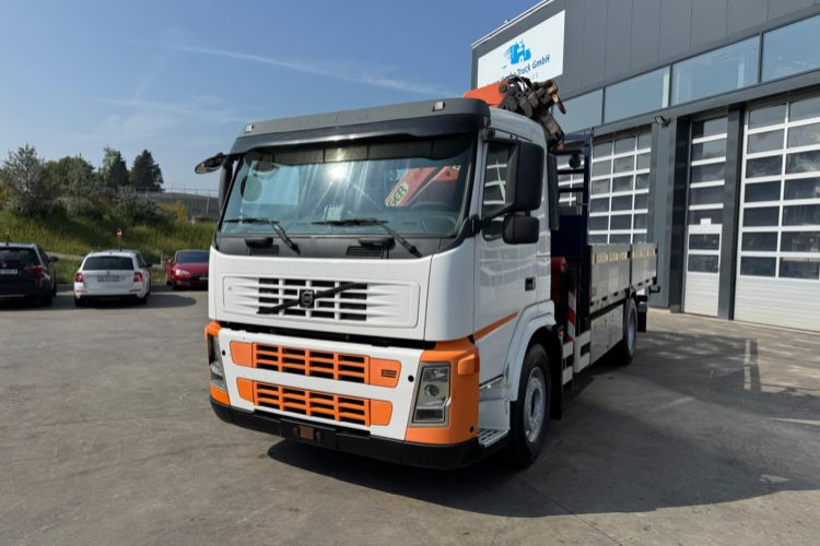 Volvo FM-300 4x2 Palfinger 16502-5 - Auto s hydraulickou rukou: obrázek 2 Volvo FM-300 4x2 Palfinger 16502-5 - Auto s hydraulickou rukou: obrázek 2