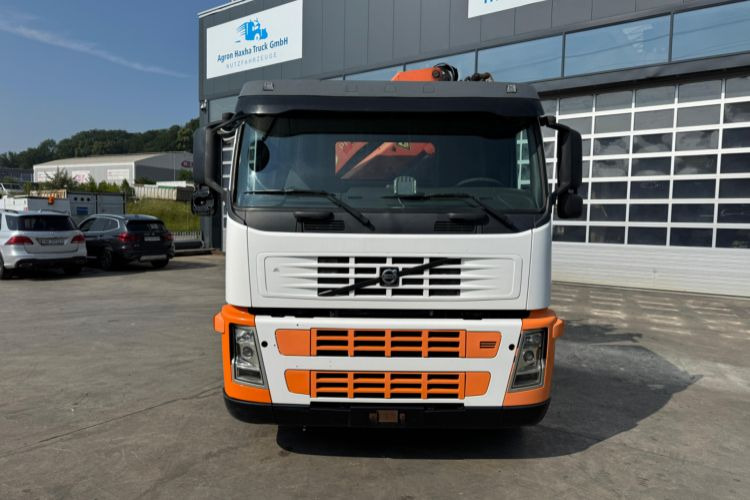 Volvo FM-300 4x2 Palfinger 16502-5 - Auto s hydraulickou rukou: obrázek 3 Volvo FM-300 4x2 Palfinger 16502-5 - Auto s hydraulickou rukou: obrázek 3