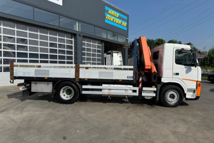 Volvo FM-300 4x2 Palfinger 16502-5 - Auto s hydraulickou rukou: obrázek 5 Volvo FM-300 4x2 Palfinger 16502-5 - Auto s hydraulickou rukou: obrázek 5