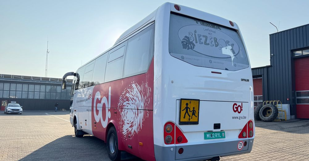 Temsa Opalin 9 / silnik MAN / 37 miejsc / mały przebieg !!! - Autobus příměstský: obrázek 4 Temsa Opalin 9 / silnik MAN / 37 miejsc / mały przebieg !!! - Autobus příměstský: obrázek 4