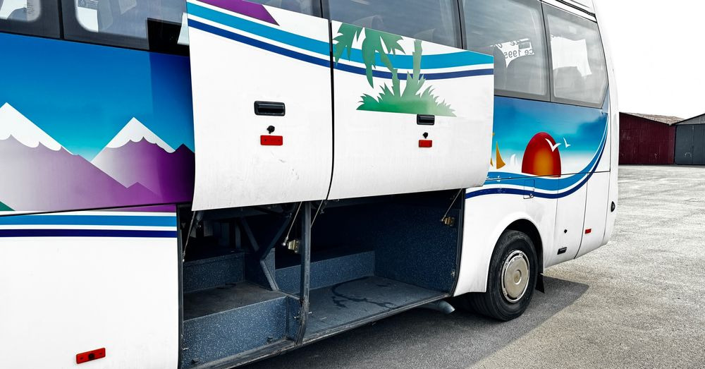 Temsa Opalin 9 / silnik MAN / KLIMA !!! / 39 miejsc / mały przebieg !!! / Cena 114000 zł netto - Turistický autobus: obrázek 4 Temsa Opalin 9 / silnik MAN / KLIMA !!! / 39 miejsc / mały przebieg !!! / Cena 114000 zł netto - Turistický autobus: obrázek 4
