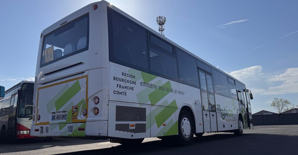 Temsa Tourmalin / motor Cumminis / 60 miejsc / Euro 5 /niski przebieg km/ Cena:69000zł netto - Autobus příměstský: obrázek 4 Temsa Tourmalin / motor Cumminis / 60 miejsc / Euro 5 /niski przebieg km/ Cena:69000zł netto - Autobus příměstský: obrázek 4